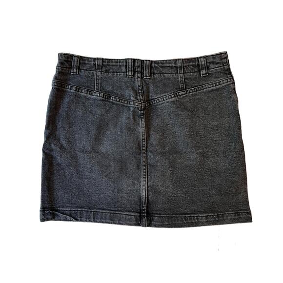 We The Free By: Free People Soft Black Denim Mini Jean Skirt Size: 30 - Picture 3 of 5
